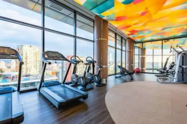 Vancouver, BC V6Z 0E7,89 Nelson ST #206