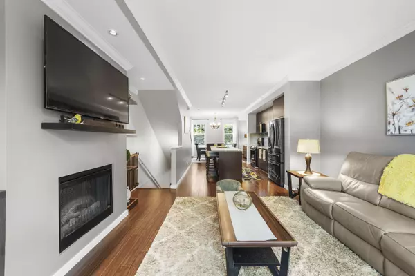 Surrey, BC V4N 1A5,18983 72a AVE #68