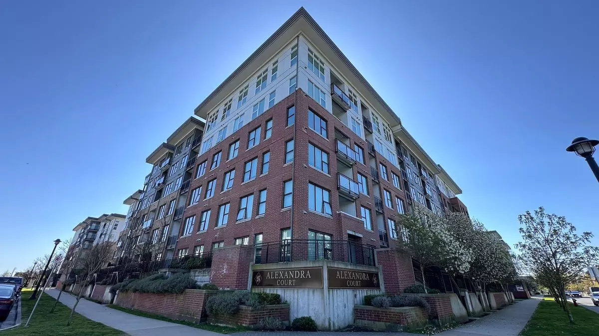 Richmond, BC V6X 0P1,9388 Tomicki AVE #313