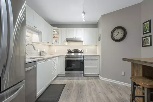 Langley, BC V3A 8M7,20894 57 AVE #312