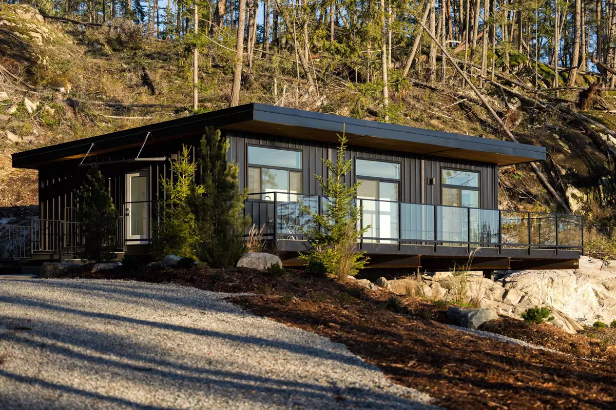 Halfmoon Bay, BC V7Z 1C3,5782 Sargeant Bay Heights RD