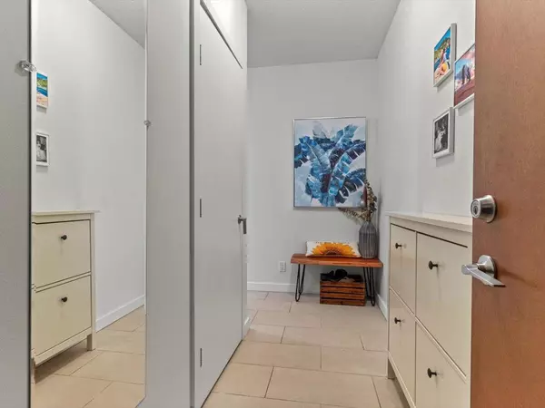 New Westminster, BC V3L 0C2,280 Ross DR #1702