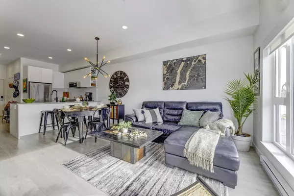Port Coquitlam, BC V3C 1V3,2345 Rindall AVE #405