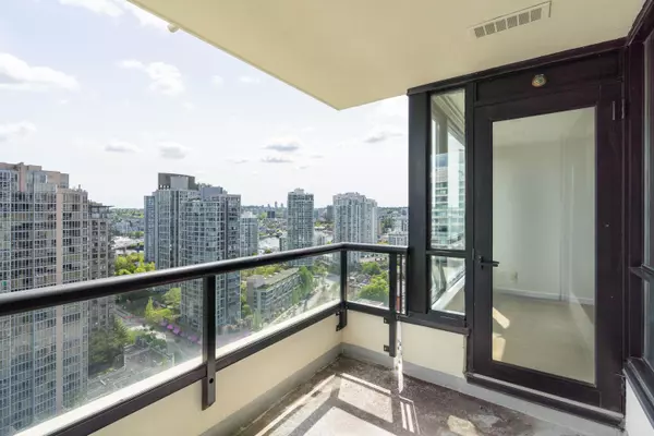 Vancouver, BC V6B 1T2,977 Mainland ST #2506