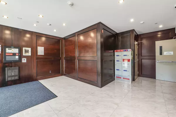 Langley, BC V2Y 3R1,20367 85 AVE #405