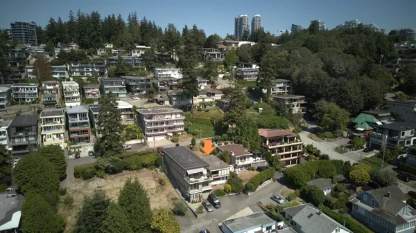 White Rock, BC V4B 2B1,14870 Prospect AVE