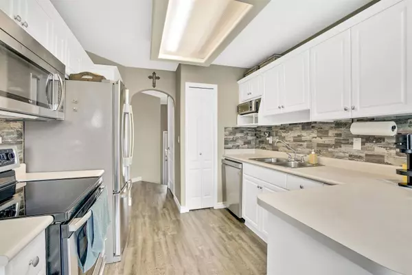 Chilliwack, BC V2R 5L7,46360 Valleyview RD #54