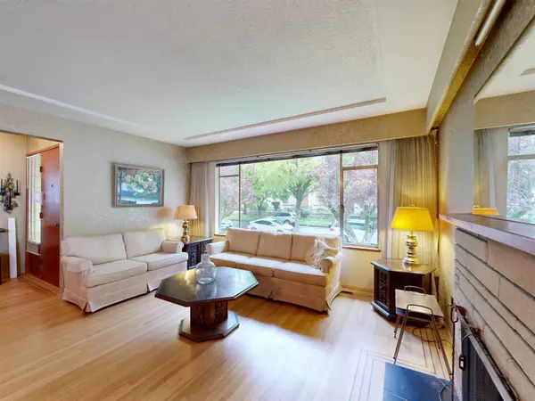 Vancouver, BC V5X 4K1,7269 Culloden ST