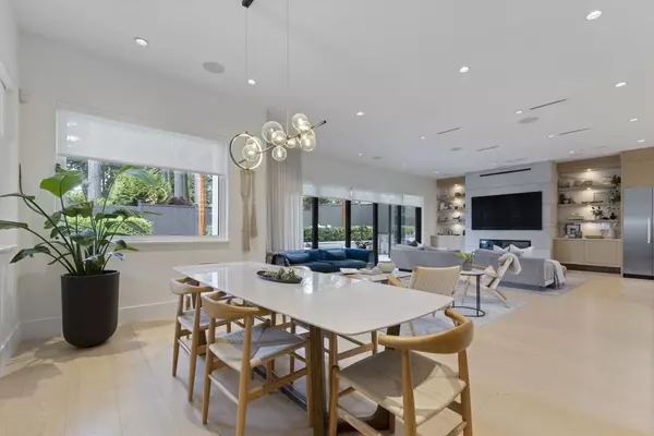 North Vancouver, BC V7H 1Y8,1535 Berkley RD