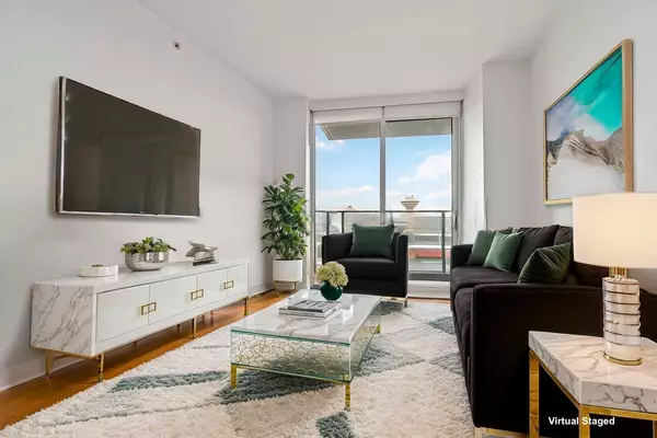 Vancouver, BC V6B 0M6,777 Richards ST #3807