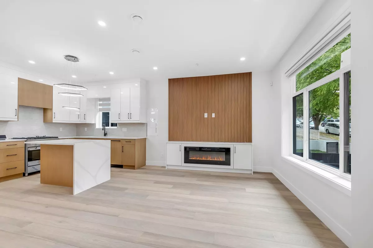 Vancouver, BC V5M 1L9,3442 E 4th AVE