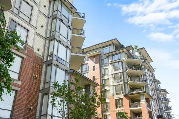 White Rock, BC V4B 5M1,1551 Foster ST #708