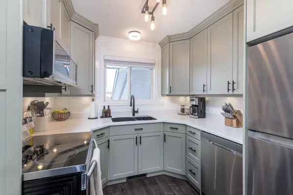 Chilliwack, BC V2R 3V6,5770 Vedder RD #16