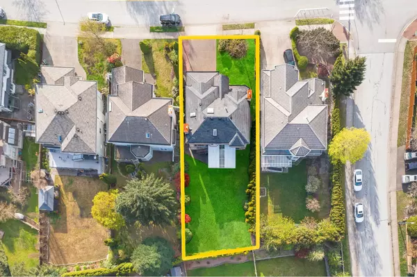 Coquitlam, BC V3E 2T6,1431 Pinetree WAY