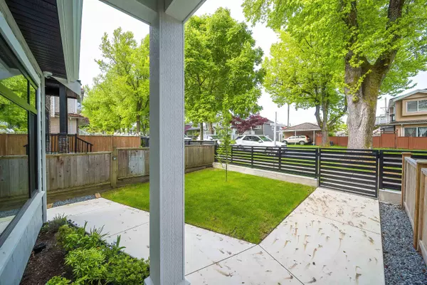 Vancouver, BC V5V 4Z3,4720 Henry ST