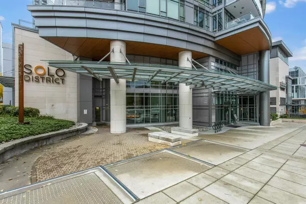 Burnaby, BC V5C 0H8,2008 Rosser AVE #2803