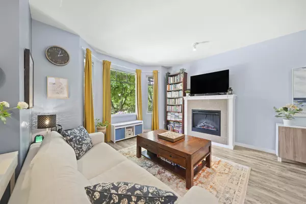 Surrey, BC V4N 5T8,6575 192 ST #45