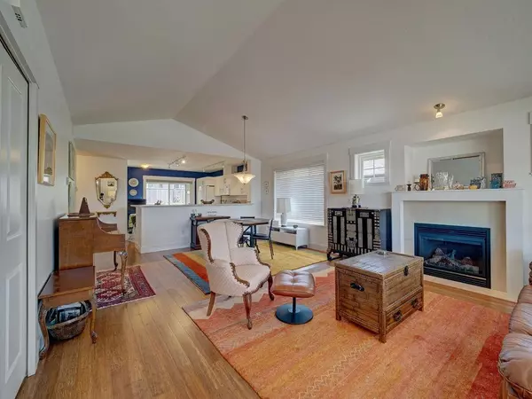 Sechelt, BC V7Z 0V2,6258 Kevins RD