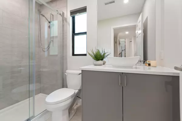 Hope, BC V0X 1L0,775 Olson AVE