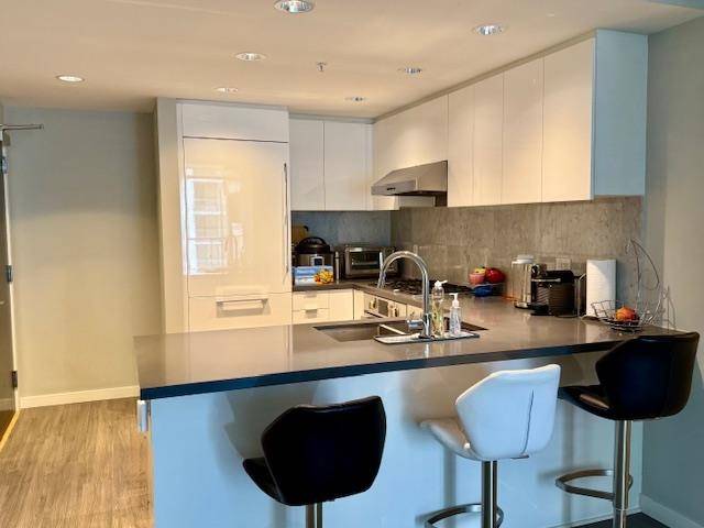Richmond, BC V6Y 0H9,7368 Gollner AVE #901