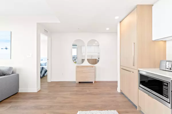 Coquitlam, BC V3K 0J1,318 Alderson AVE #2004