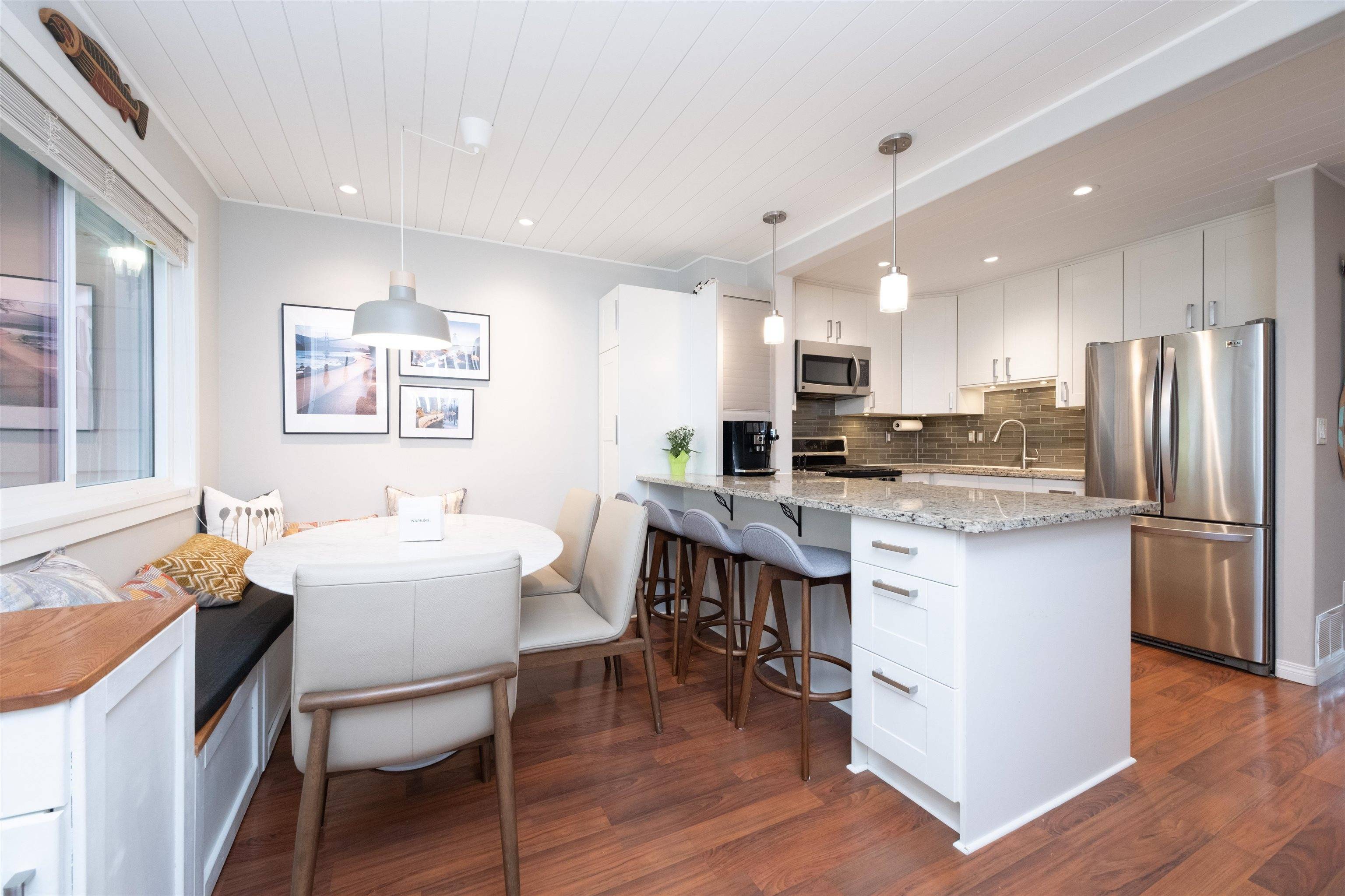 North Vancouver, BC V7J 3M5,1930 Cedar Village CRES #53