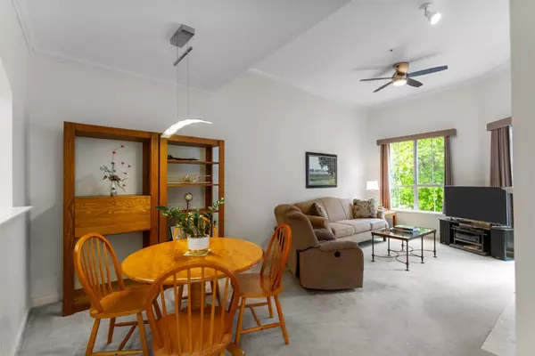 Coquitlam, BC V3B 7N1,2995 Princess CRES #409