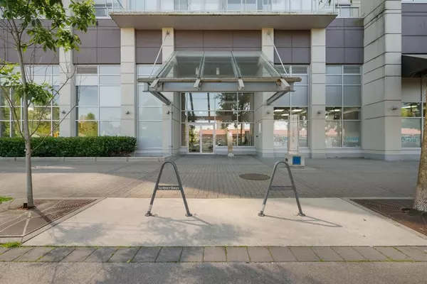 Surrey, BC V3T 0G5,13688 100 AVE #1503