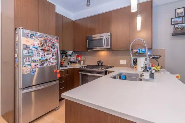 Pitt Meadows, BC V3Y 0E7,12409 Harris RD #209