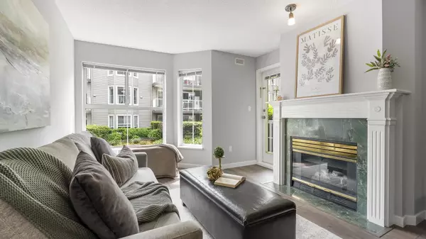 Surrey, BC V3R 0T7,15120 108 AVE #107