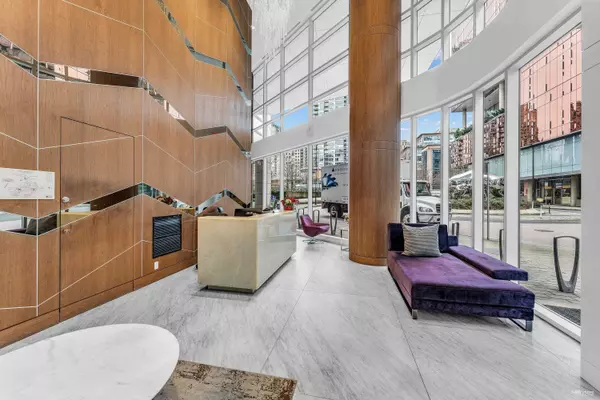 Vancouver, BC V6B 0P4,68 Smithe ST #1608