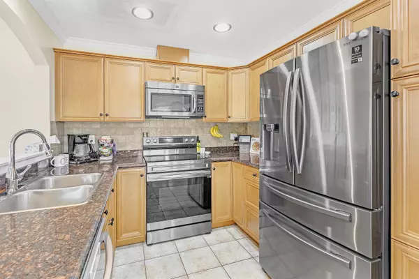 Chilliwack, BC V2R 5Z3,6450 Blackwood LN #34