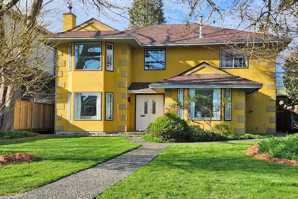 348 E 17 ST, North Vancouver, BC V7L 2V9