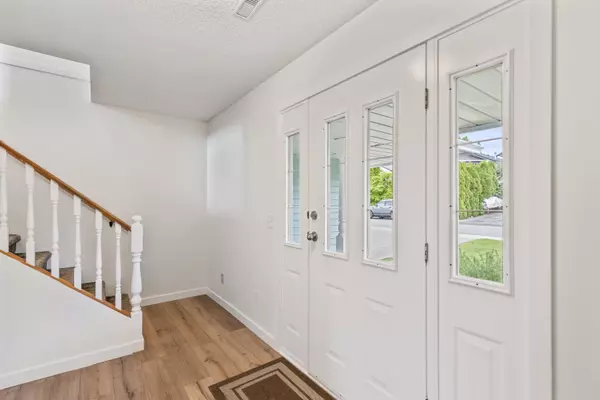 Maple Ridge, BC V2X 0K8,22421 Morse CRES