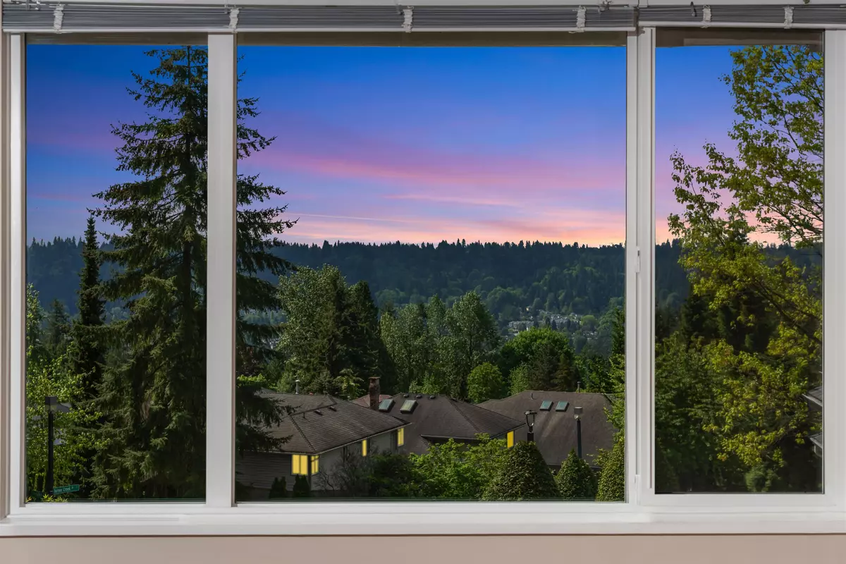 Port Moody, BC V3H 4T3,181 Ravine DR #24