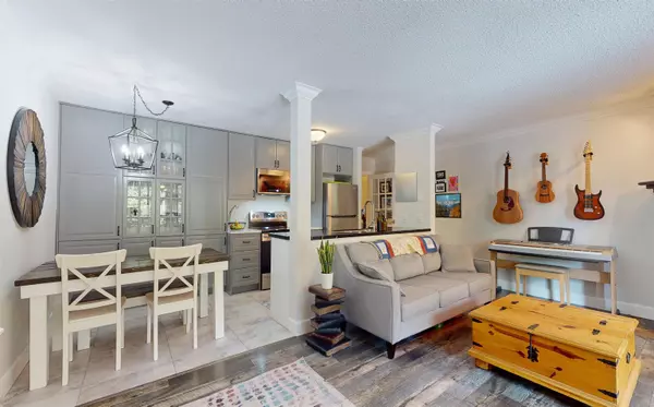 2201 Eva Lake RD #6,  Whistler,  BC V8E 0A6