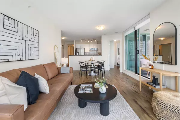 Burnaby, BC V5C 6R7,4398 Buchanan ST #906