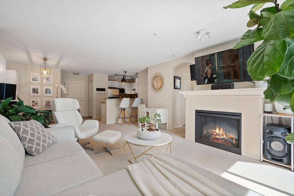 Burnaby, BC V5E 4N8,7330 Salisbury AVE #314
