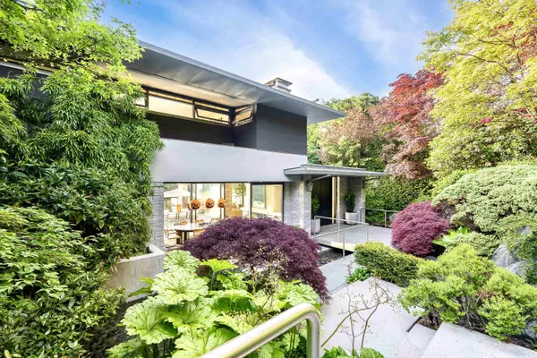 West Vancouver, BC V7W 1Z3,6275 St. Georges CRES