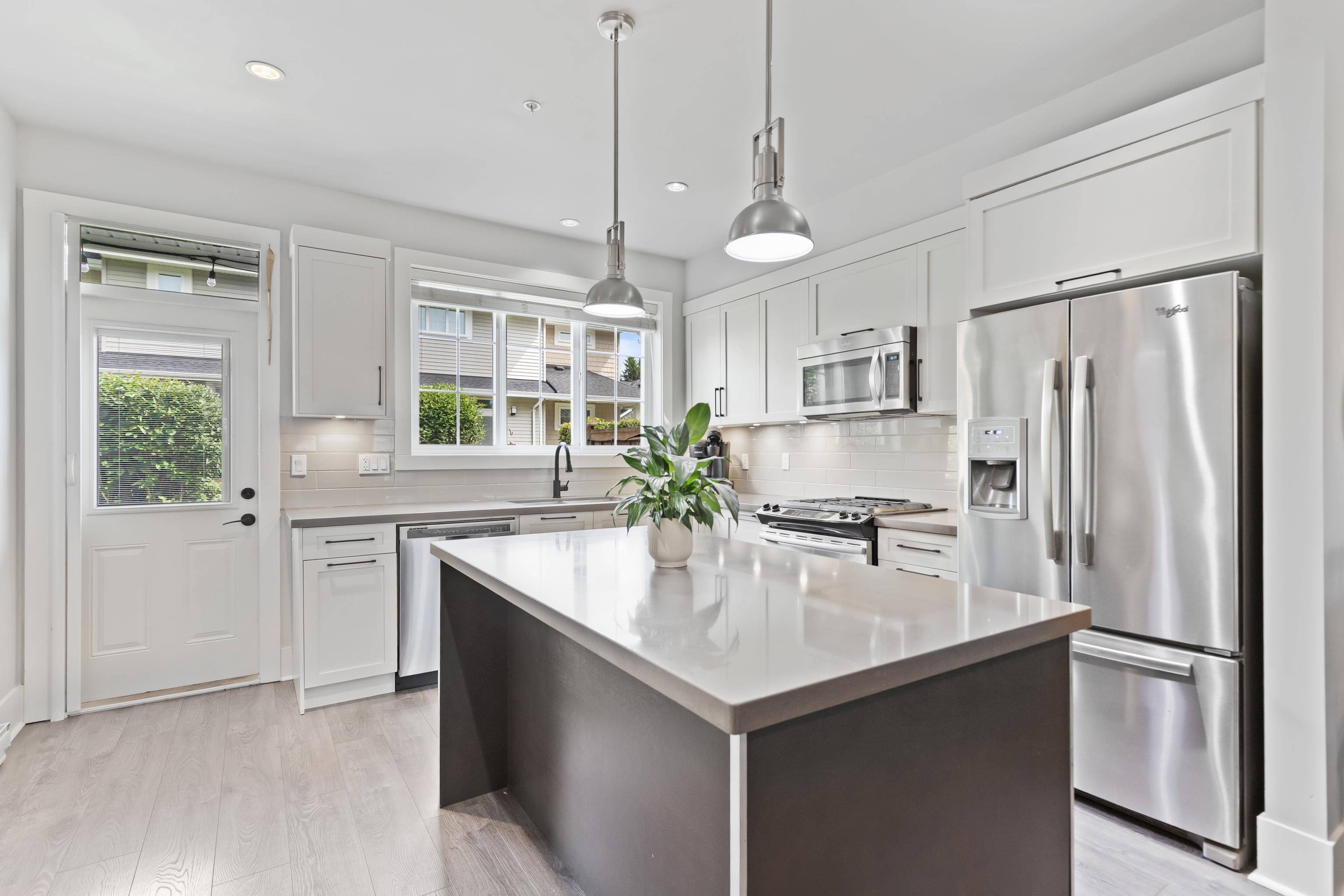 Maple Ridge, BC V4R 0E7,12161 237 ST #42