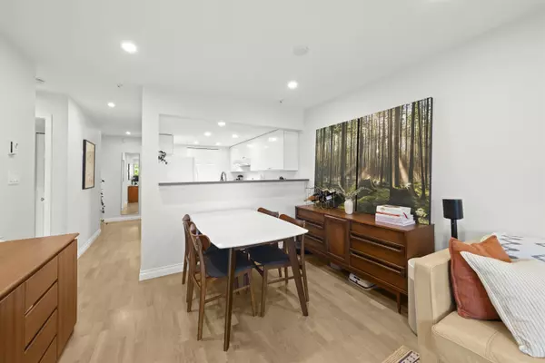 Vancouver, BC V5Z 4R2,511 W 7th AVE #318