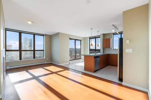 Coquitlam, BC V3K 0A2,511 Rochester AVE #1508