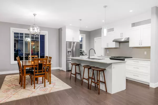 Surrey, BC V4N 6V7,19501 74 AVE #49