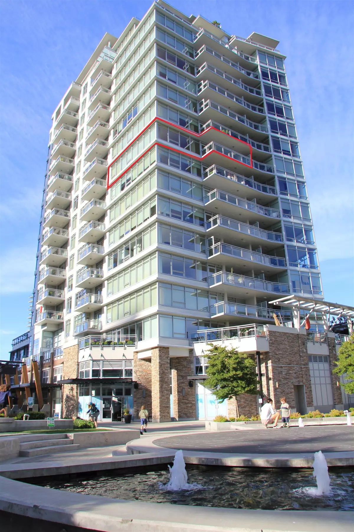 White Rock, BC V4B 0A2,1473 Johnston RD #902