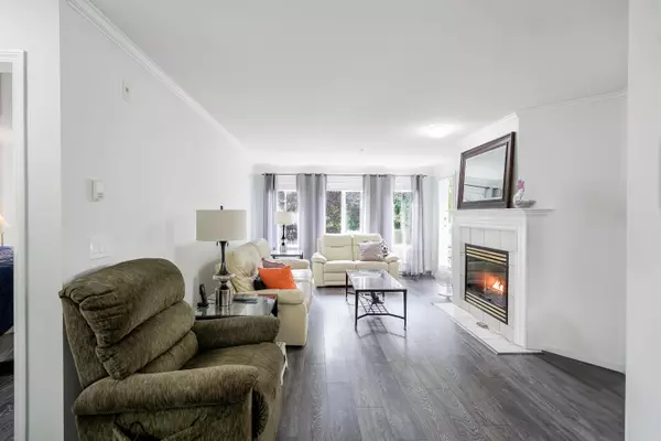 12125 75a AVE #208,  Surrey,  BC V3W 1B9