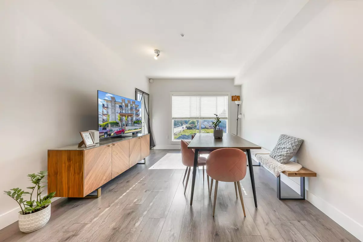 Langley, BC V3A 0J8,20175 53 AVE #302