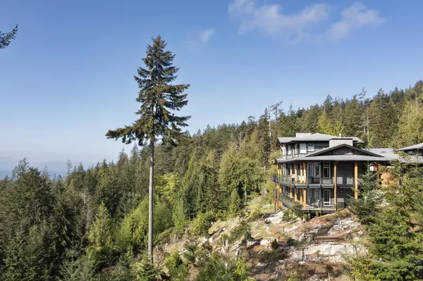 Bowen Island, BC V0N 1G2,1041 Annette CT