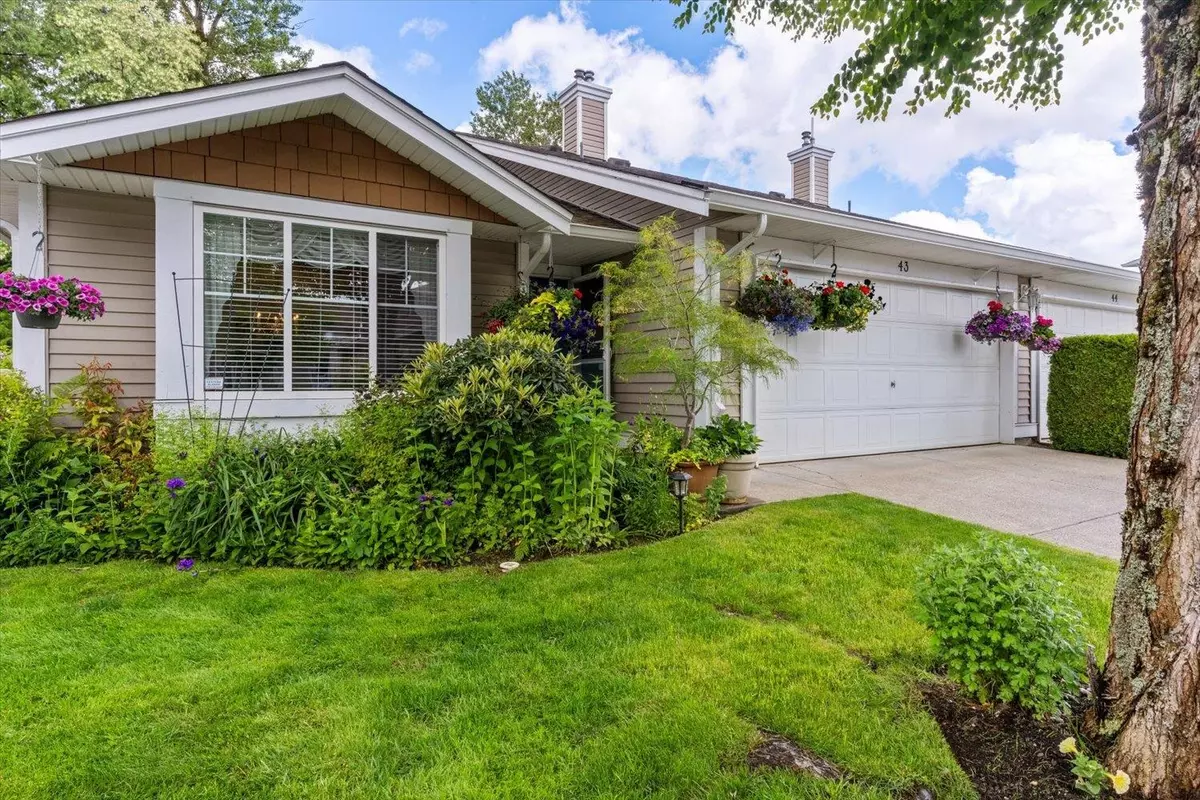 Surrey, BC V3S 9G1,6885 184 ST #43