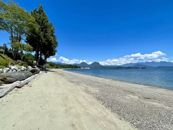 Gibsons, BC V0N 1V1,1249 Point RD