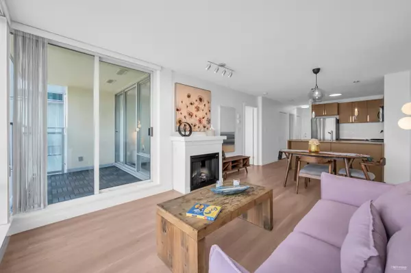 Burnaby, BC V3J 0A5,9868 Cameron ST #1803